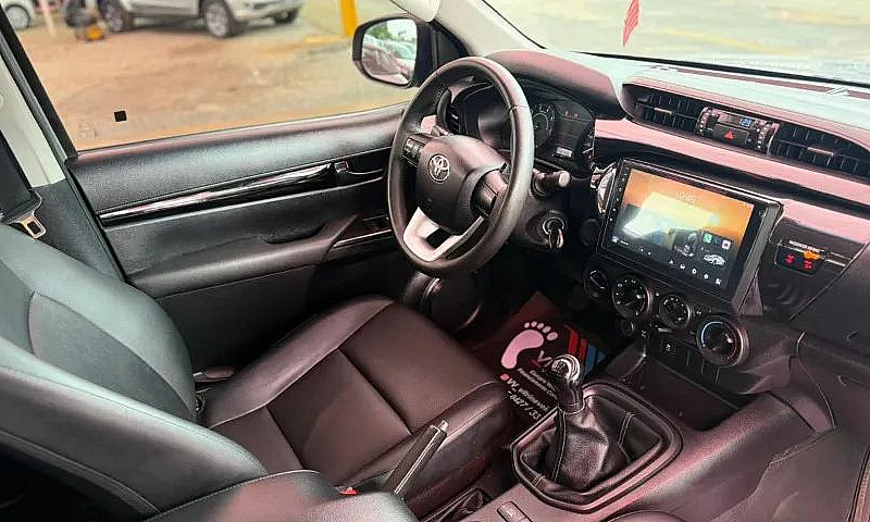 Toyota Hilux Cd 4X4 ...