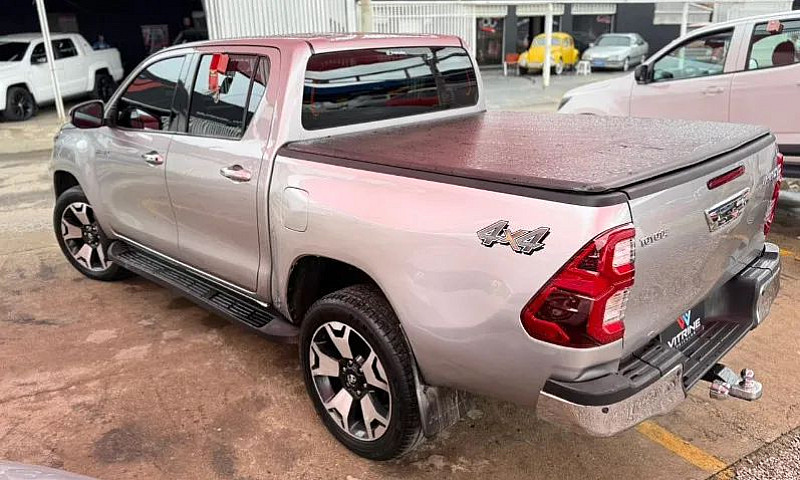 Toyota Hilux Cd 4X4 ...