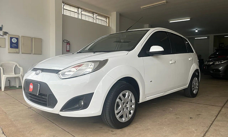 Ford Fiesta Se 1.0 8...