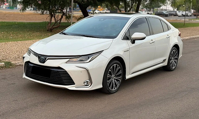Toyota Corolla Altis...