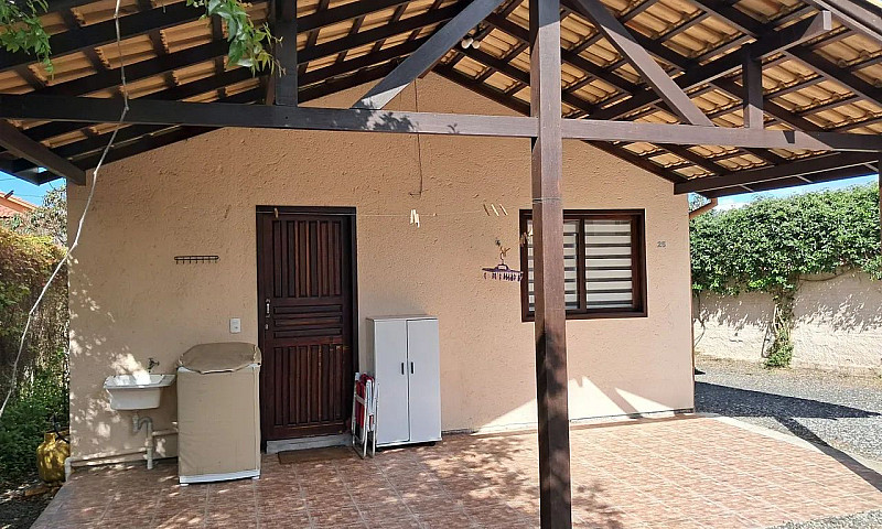 Casa 2 Quartos No Ce...