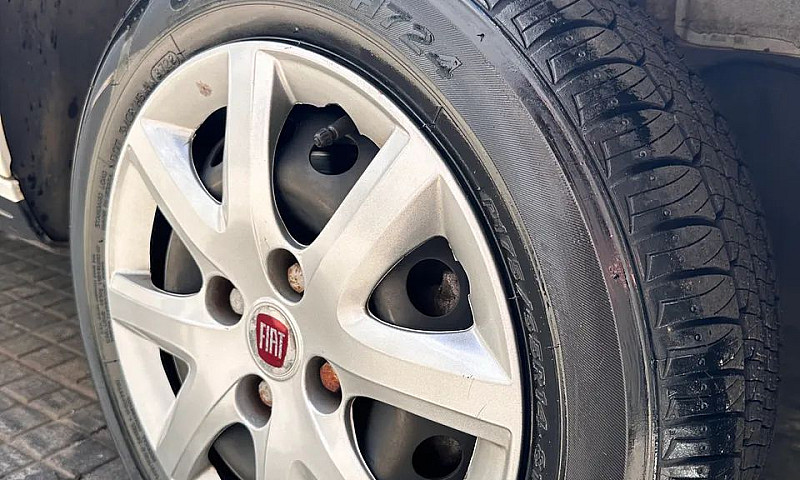 Fiat Grand Siena 1.0...