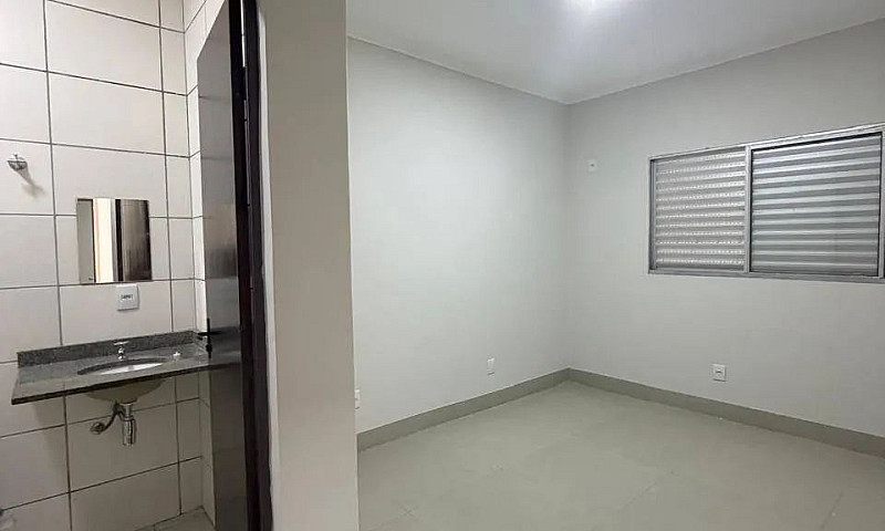 Casa Com 3 Quartos N...