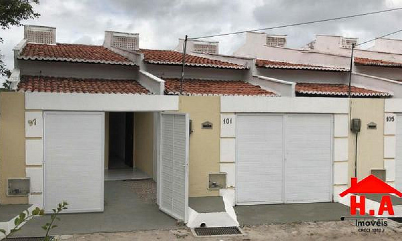 Casa Com 2 Quartos À...