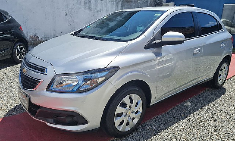 Onix Lt 1.4 2015...