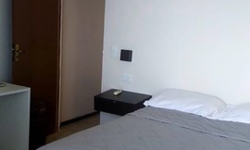 Flat Golden Beach De...