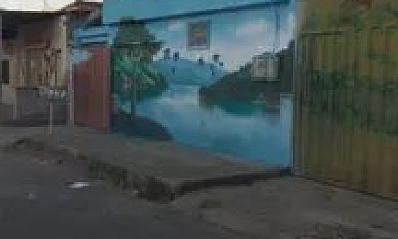 Aluga-Se Casa De 4 Q...