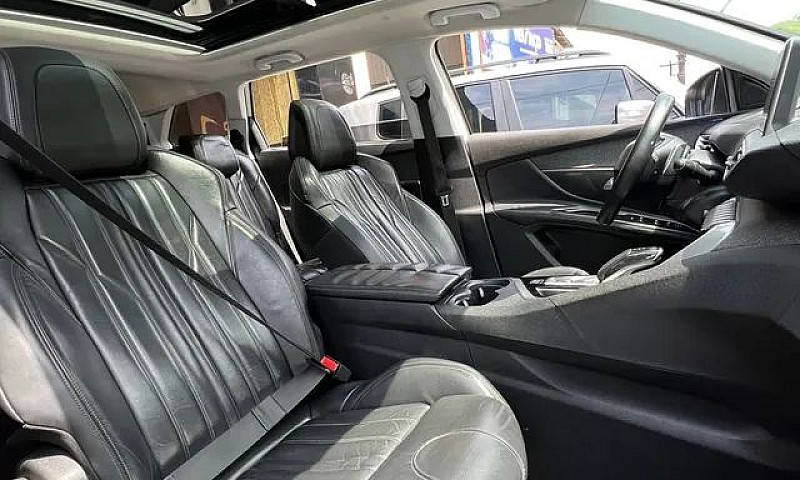 Peugeot 5008 2019...