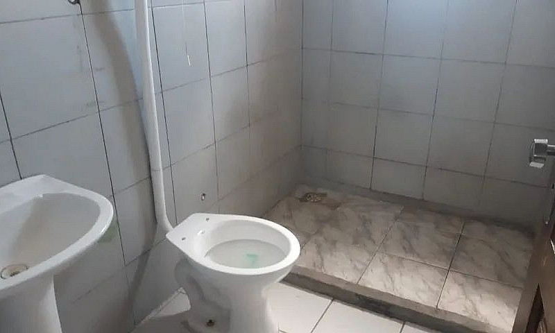 Kitnet Em Ótima Loca...