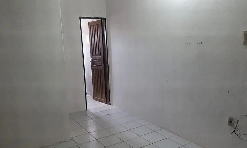 Kitnet Em Ótima Loca...