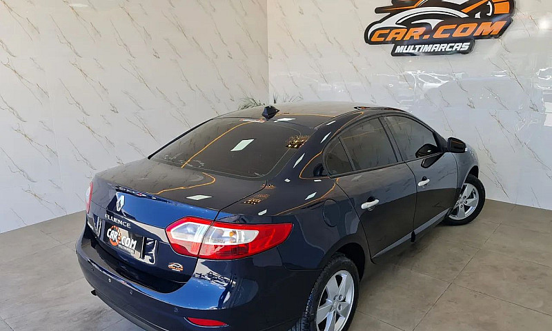 Renault Fluence Sed....