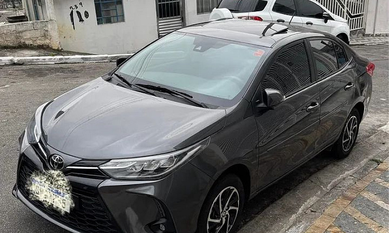 Toyota Yaris Xls Sed...