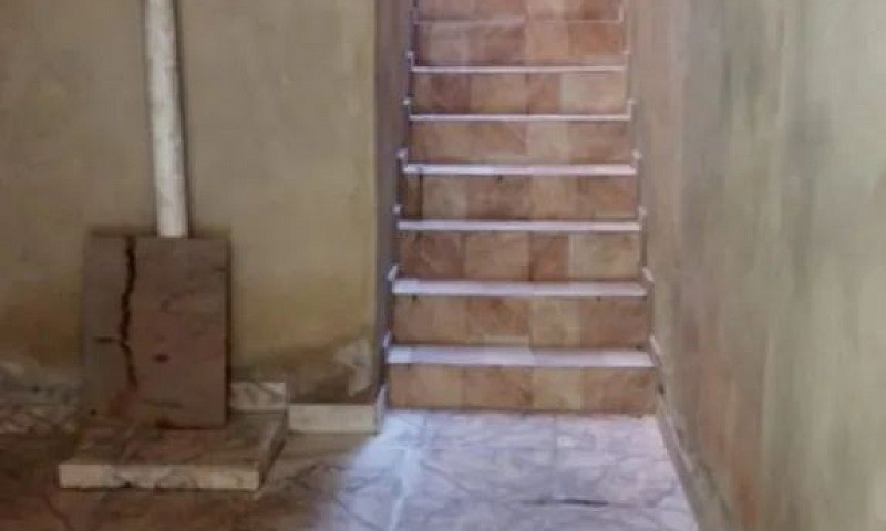 Casa De Sobrado...
