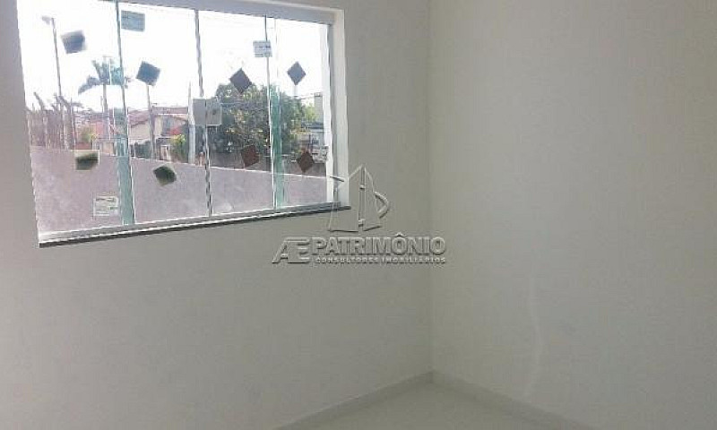 Casa À Venda Com 2 D...