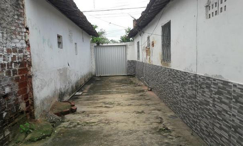 Vende-Se Casa Em Mor...
