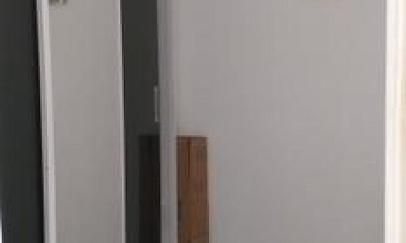Alugo Casa 2/4...