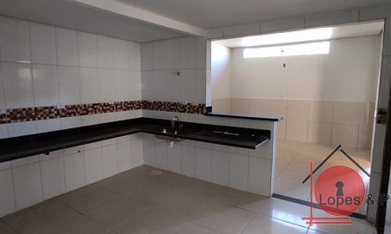 Casa Com 3 Quartos -...