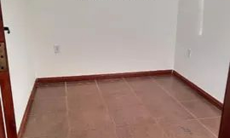 Alugo Casa No Marumb...