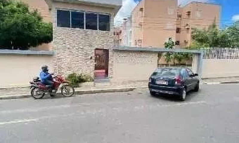 Cond. Residencial Cr...