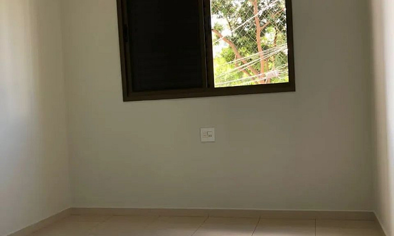 Alugo Apto 3 Quartos...