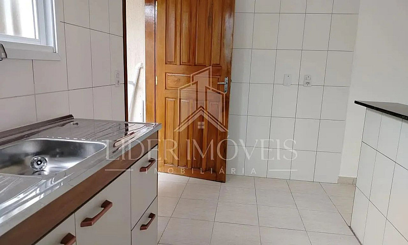 Casa Em Condomínio P...