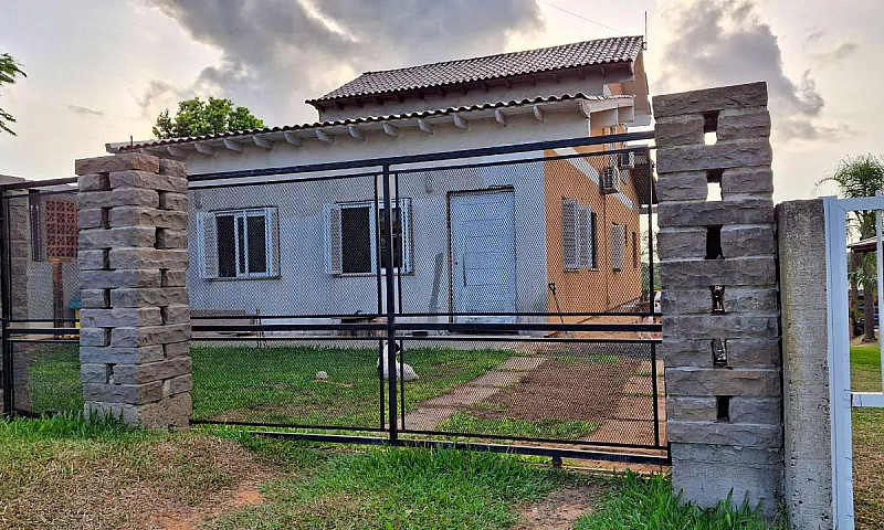 Casa De 4 Dormitório...