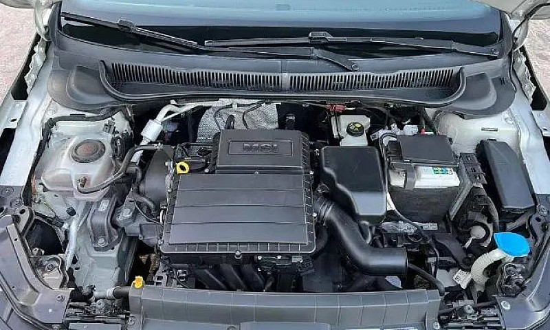 Volkswagen Polo 1.6 ...