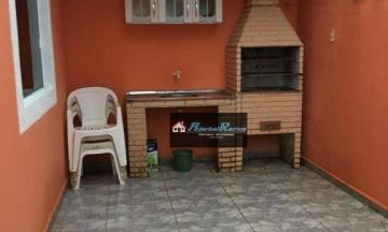 Casa Com 3 Dormitóri...