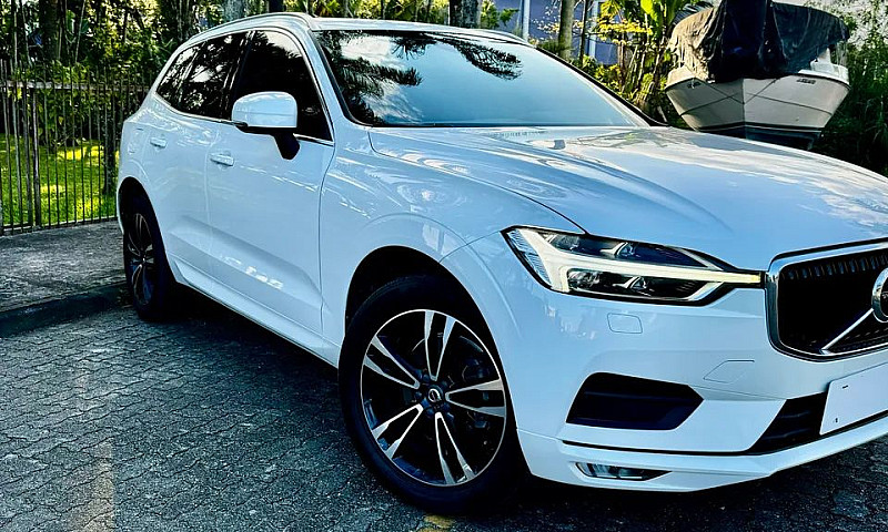 Volvo Xc 60 T-5 Mome...