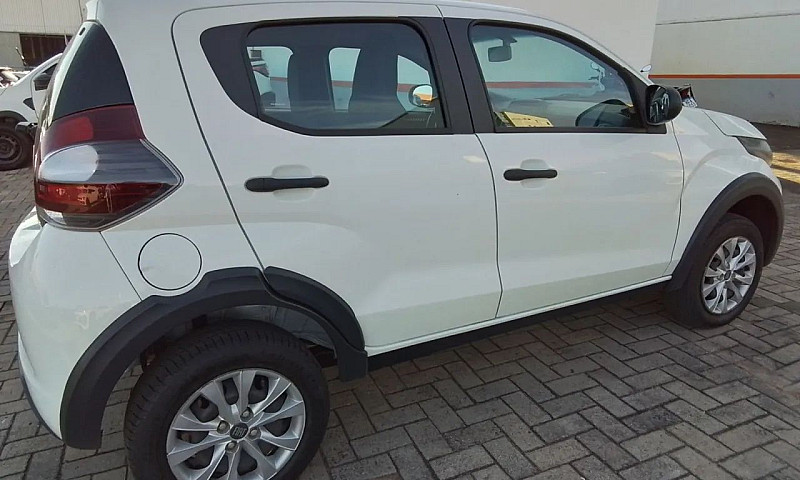 Fiat Mobi 2023 1.0 E...