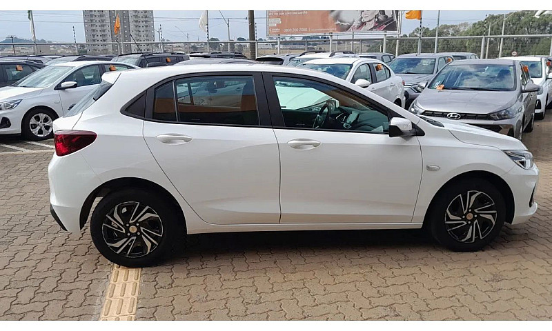 Chevrolet Onix Hatch...
