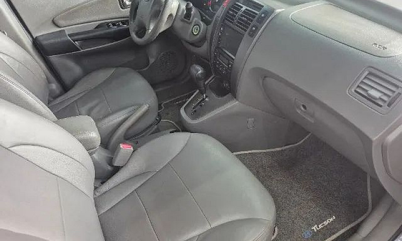Hyundai Tucson 2.0 1...