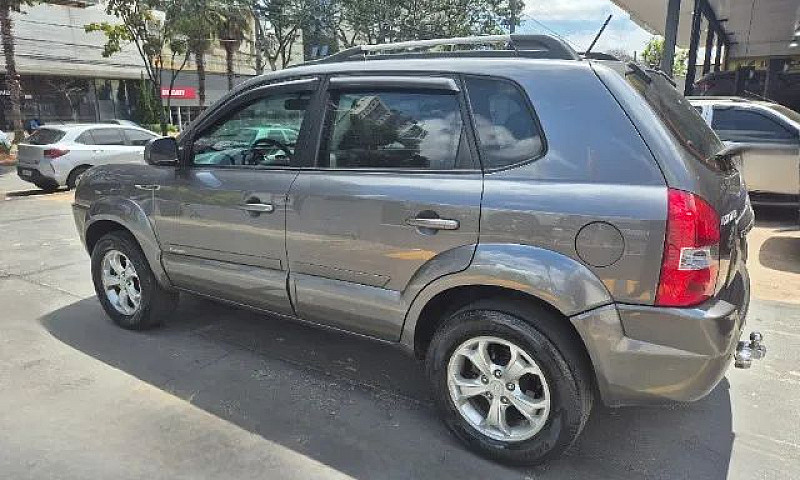 Hyundai Tucson 2.0 1...