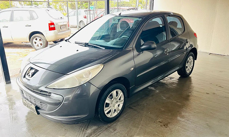 Peugeot 207 Xr 1.4 F...