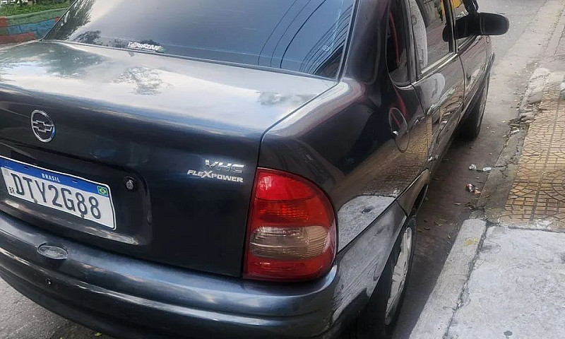 Chevrolet Corsa Sed ...