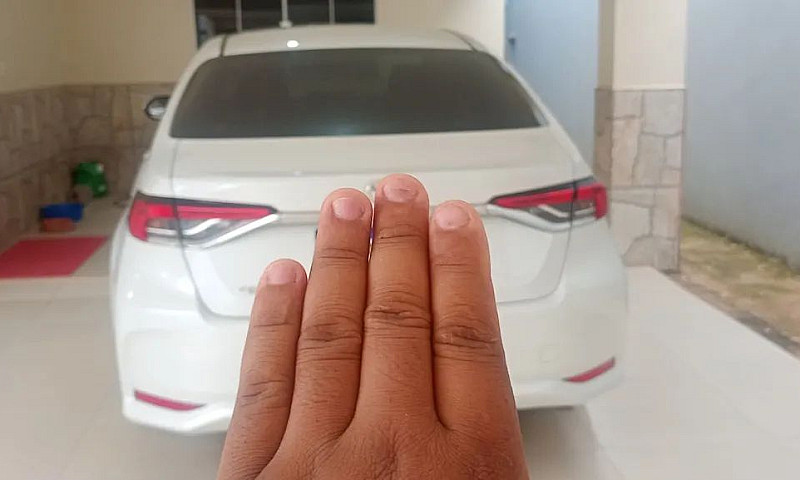 Toyota Corolla Gli 2...