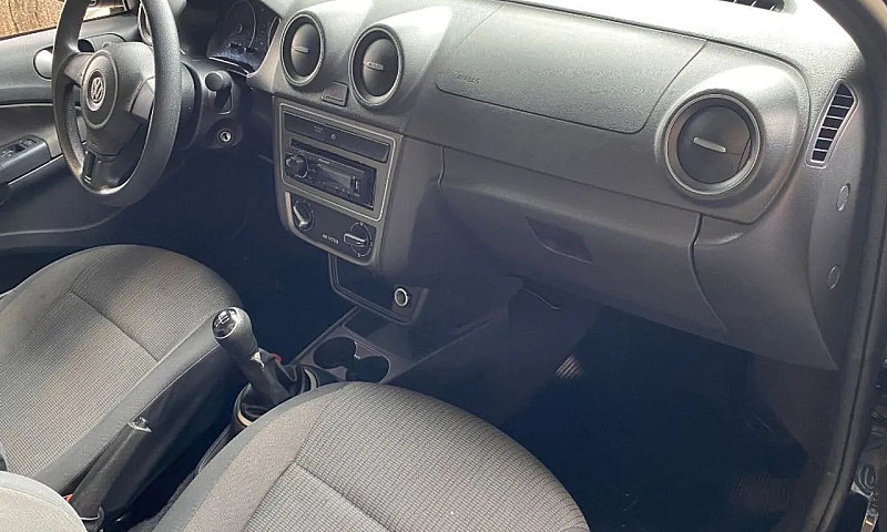 Volkswagen Saveiro 1...