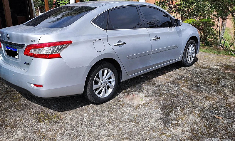 Nissan Sentra Sv 2.0...