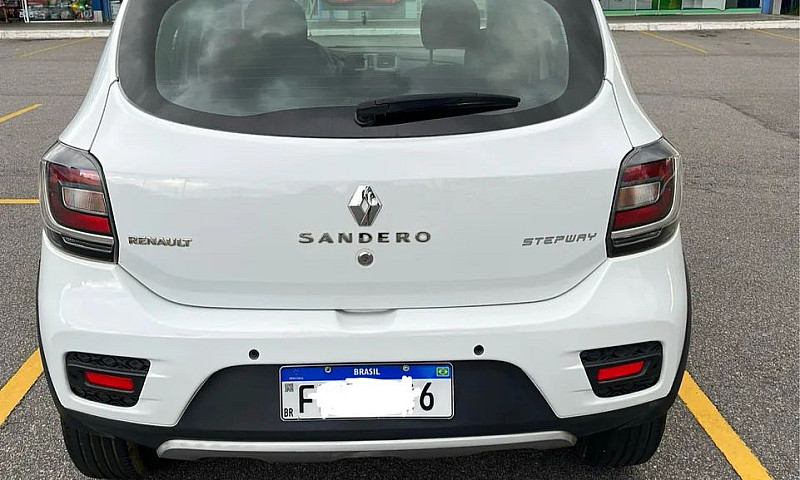 Renault Sandero Step...