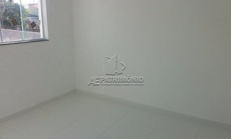 Casa À Venda Com 2 D...
