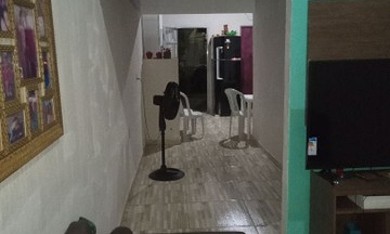 Vende-Se Casa ...