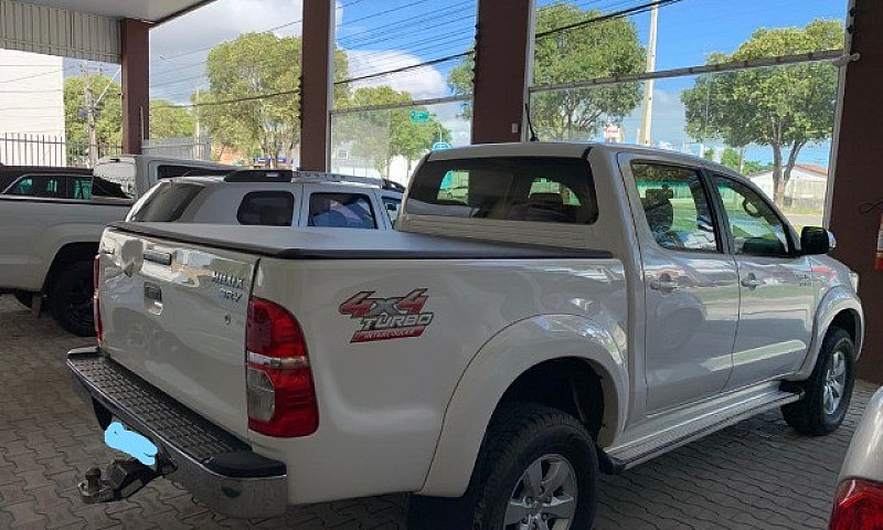 Hilux...