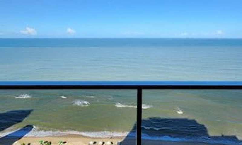 Flat Golden Beach De...