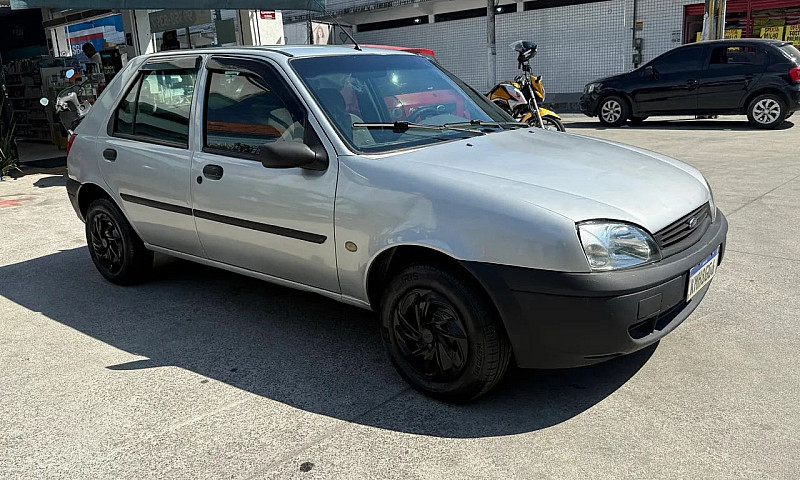 Ford Fiesta Gl 1.0 5...