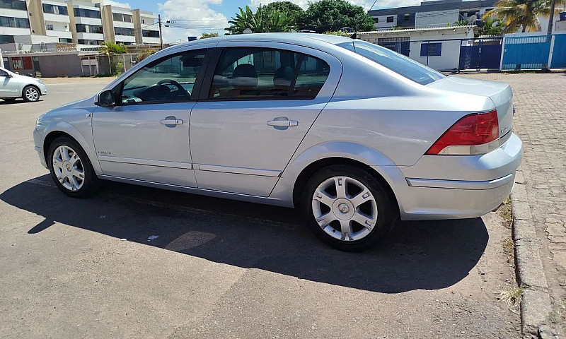 Chevrolet Vectra Ele...