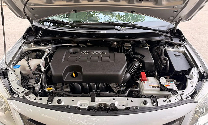 Toyota Corolla Gli 1...