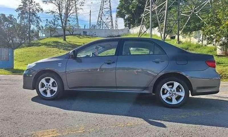 Toyota Corolla Gli 1...