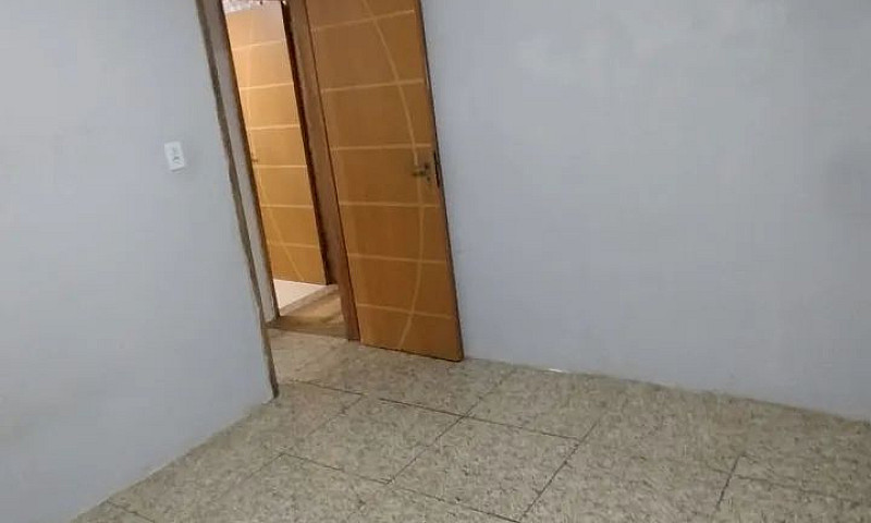 Alugo Casa No Jardim...