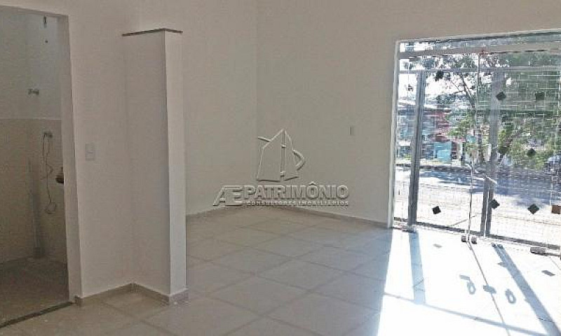 Casa À Venda Com 2 D...