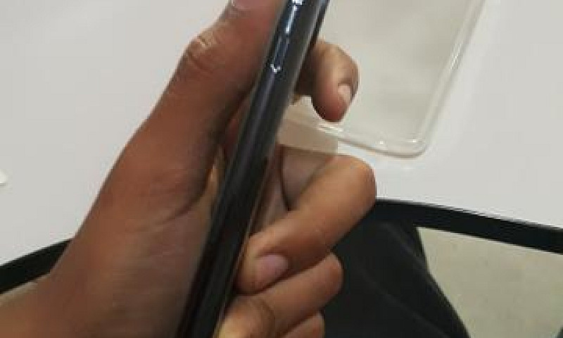Moto G6 Plus Primeir...